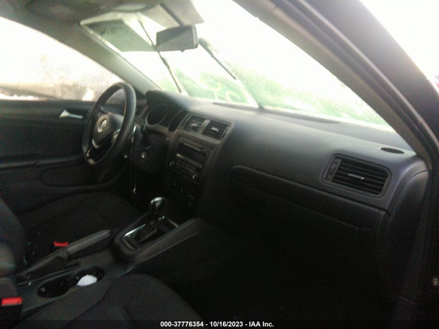 3VW2K7AJ7FM340073 Volkswagen Jetta Sedan 2.0l S