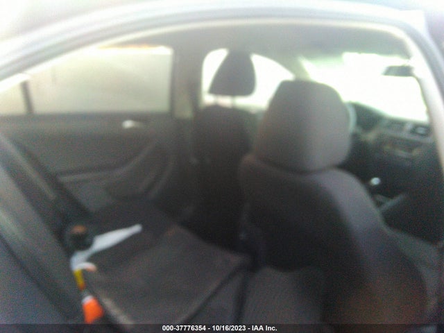 3VW2K7AJ7FM340073 Volkswagen Jetta Sedan 2.0l S
