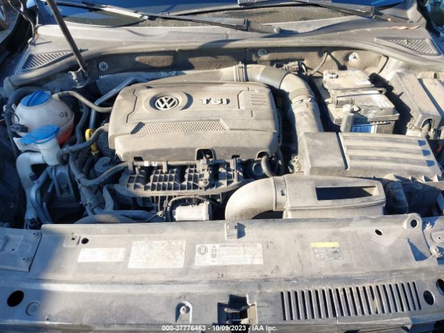 1VWAT7A34FC079030 Volkswagen Passat 1.8t S