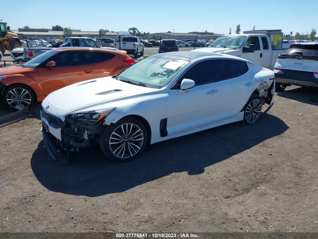 KIA Stinger Premium 2019 KNAE25LA9K6062415 Image 2