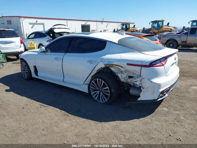 KIA Stinger Premium 2019 KNAE25LA9K6062415 Image 3
