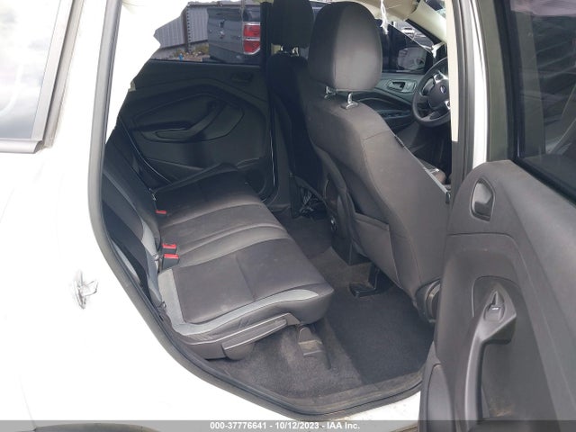 2015 FORD ESCAPE S VIN: 1FMCU0F70FUB61404