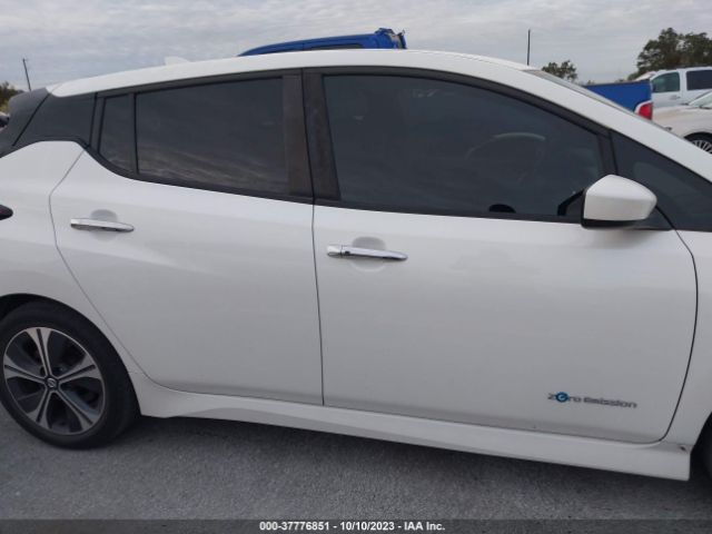 1N4AZ1CP6JC306215 Nissan LEAF SV