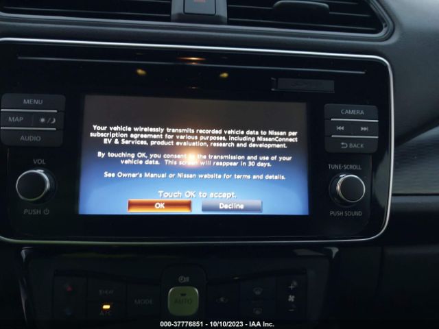 1N4AZ1CP6JC306215 Nissan LEAF SV