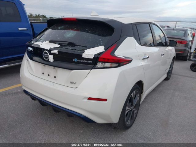 1N4AZ1CP6JC306215 Nissan LEAF SV