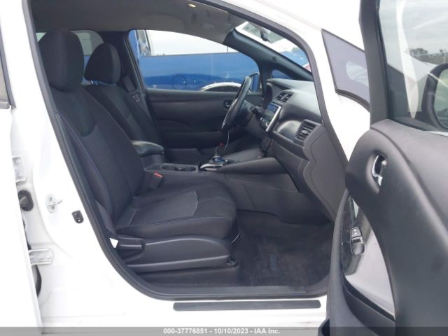 1N4AZ1CP6JC306215 Nissan LEAF SV