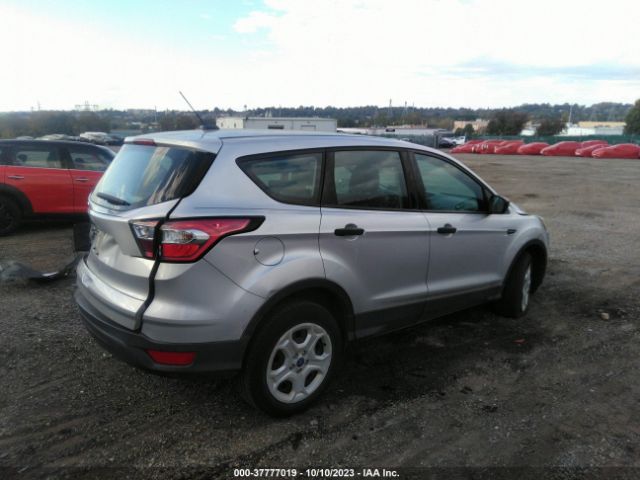 1FMCU0F7XHUE28647 Ford ESCAPE S