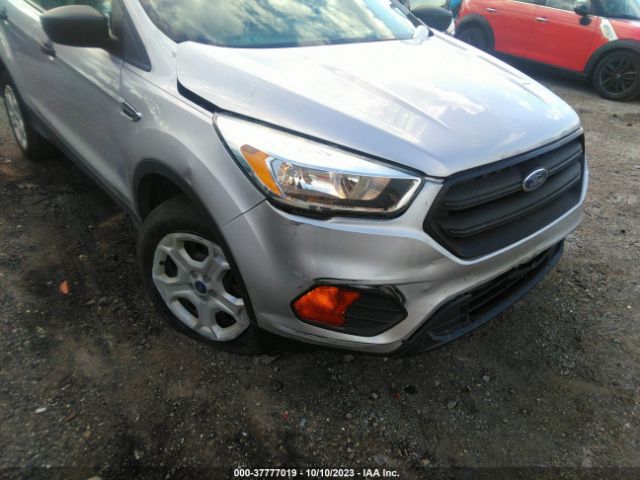 1FMCU0F7XHUE28647 Ford ESCAPE S