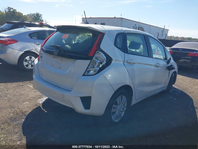 Honda FIT LX 2016 JHMGK5H51GX008582 Image 4