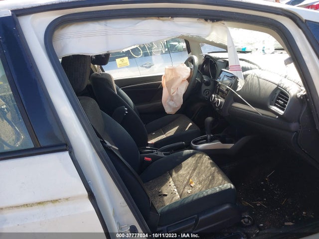 Honda FIT LX 2016 JHMGK5H51GX008582 Image 5