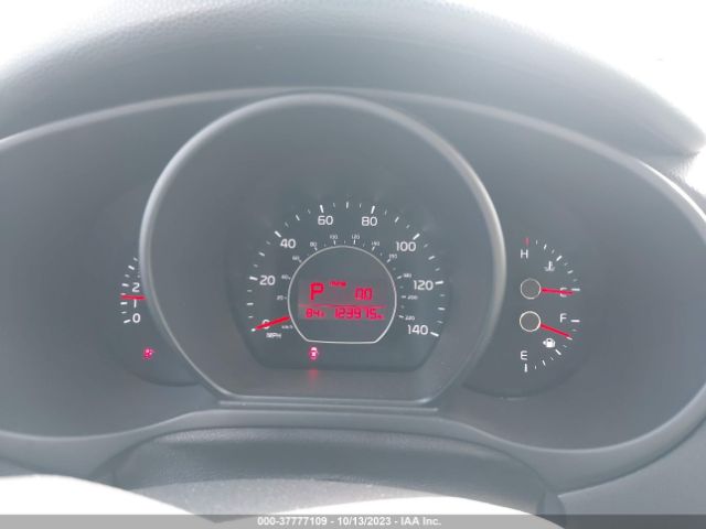 KNDJN2A23E7727925 KIA Soul Base