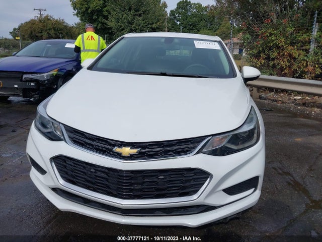 Chevrolet CRUZE LT 2018 1G1BE5SM9J7172939 Image 13