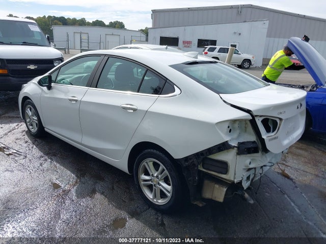Chevrolet CRUZE LT 2018 1G1BE5SM9J7172939 Image 3