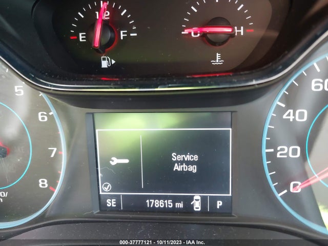 Chevrolet CRUZE LT 2018 1G1BE5SM9J7172939 Image 7