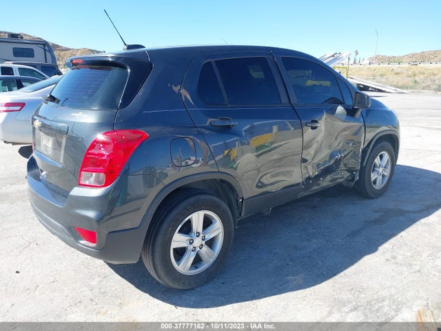 Chevrolet TRAX LS 2020 3GNCJKSB2LL155152 Image 4