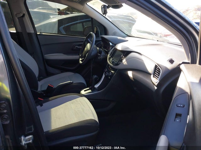 Chevrolet TRAX LS 2020 3GNCJKSB2LL155152 Image 5