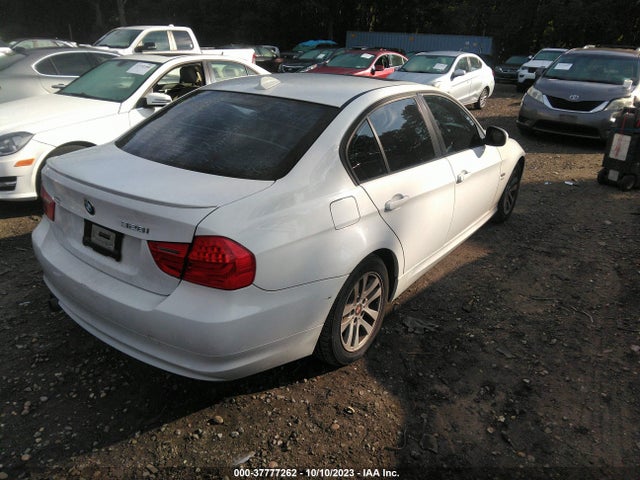2011 BMW 3 SERIES 328I XDRIVE VIN: WBAPK5G52BNN27936