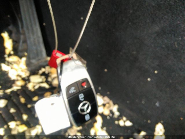 2018 MERCEDES-BENZ E 300 WDDZF4KB9JA378265 Photo 10