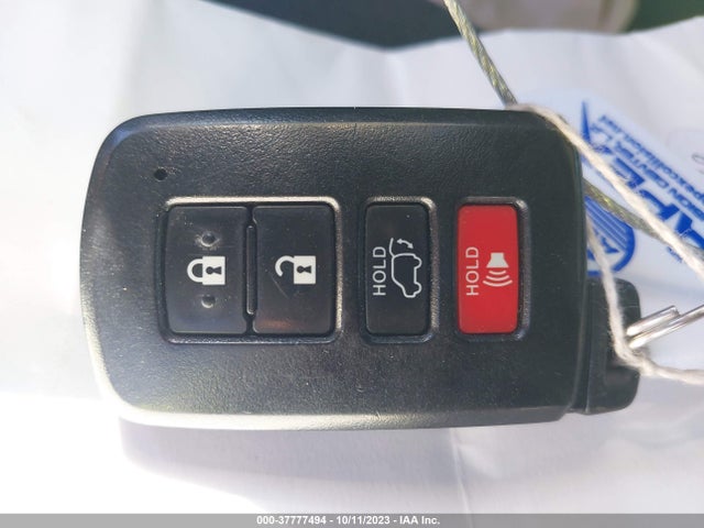 2018 TOYOTA RAV4 XLE/ADVENTURE VIN: JTMWFREVXJJ207170