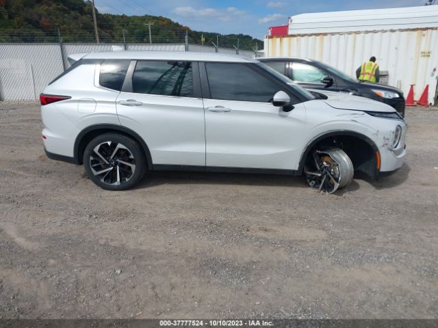 JA4J4TA89NZ061925 Mitsubishi Outlander Es