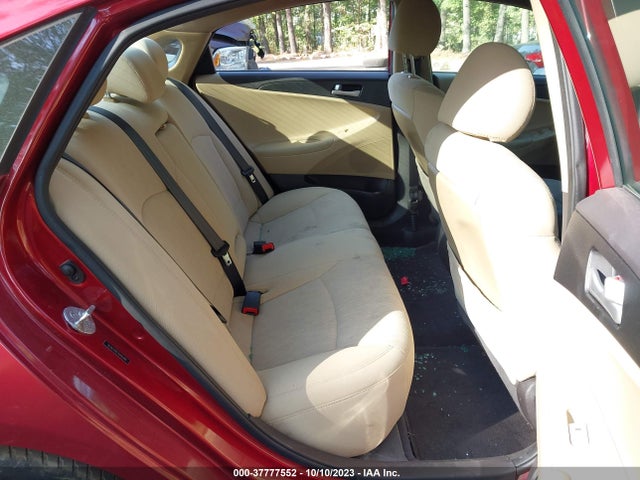 2013 HYUNDAI SONATA GLS VIN: 5NPEB4AC3DH576156