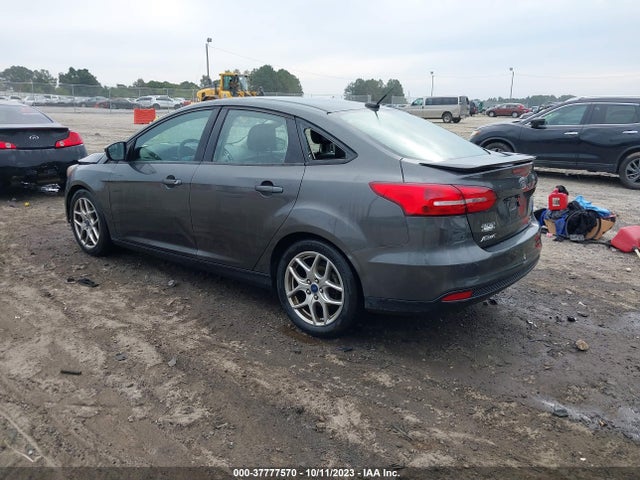 2015 FORD FOCUS SE VIN: 1FADP3F22FL321638