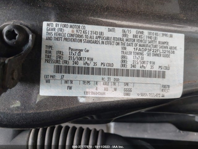 2015 FORD FOCUS SE VIN: 1FADP3F22FL321638