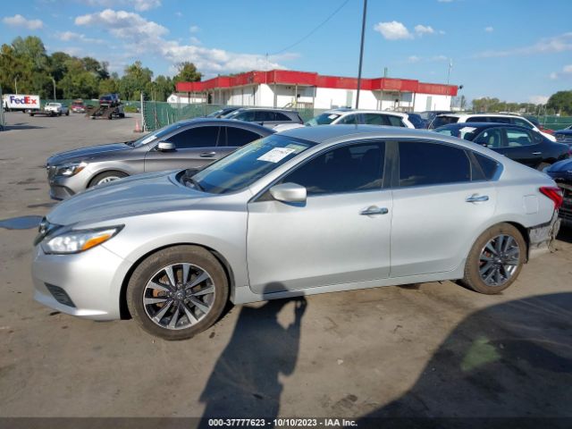 1N4AL3APXHC208444 Nissan Altima 2.5 Sv
