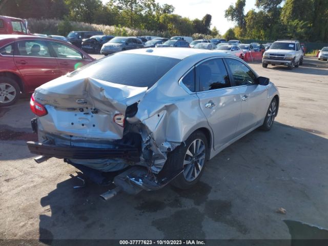 1N4AL3APXHC208444 Nissan Altima 2.5 Sv