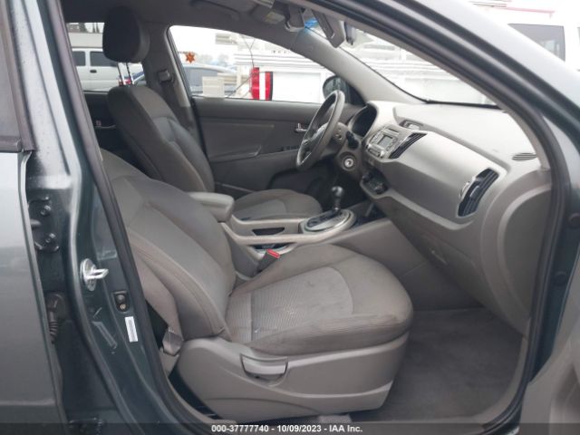 KNDPB3AC0E7650061 KIA Sportage Lx