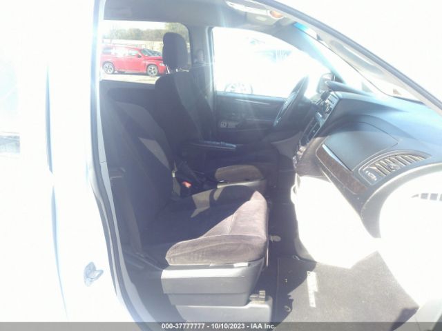 2C4RDGBG6ER239080 Dodge Grand Caravan Se