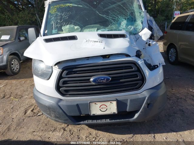 1FTNR1CM2FKA49116 Ford Transit-250