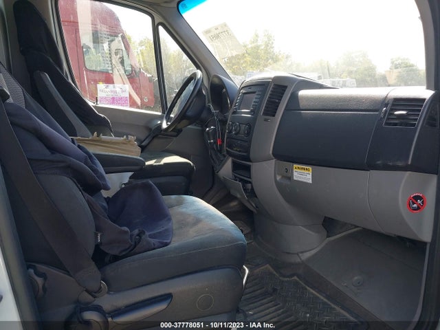 Freightliner Sprinter Vans 2016 WDYPE8DD6GP236461 Image 5
