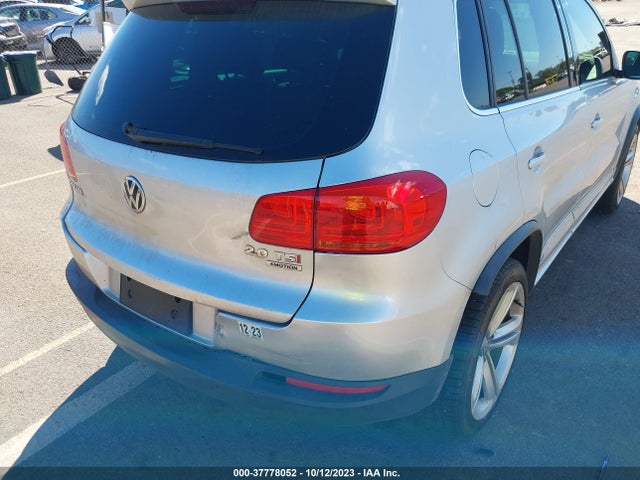 WVGBV3AX8EW058557 Volkswagen Tiguan R-line