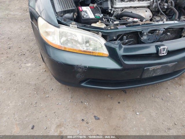 2000 HONDA ACCORD SDN LX VIN: JHMCG564XYC012987