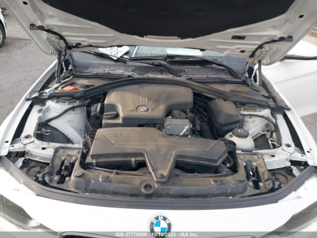WBA8A9C5XGK619065 BMW 3 Series 320i