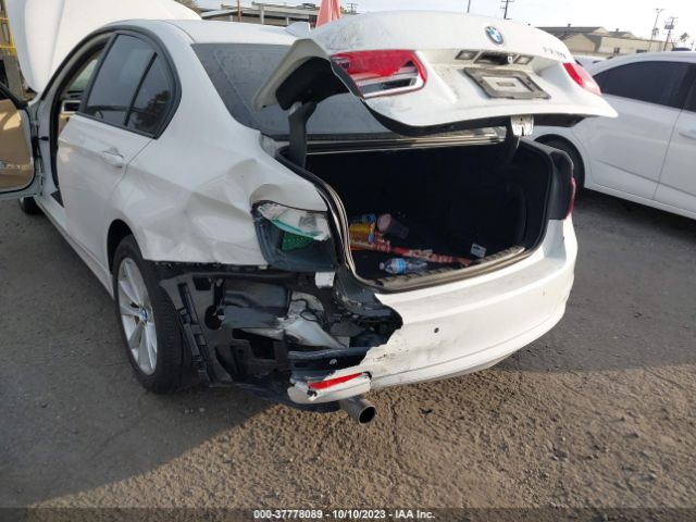 WBA8A9C5XGK619065 BMW 3 Series 320i