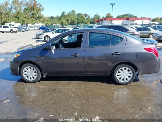 3N1CN7AP1FL928465 Nissan Versa S Plus
