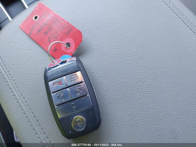KNDMB5C10L6631670 KIA SEDONA EX