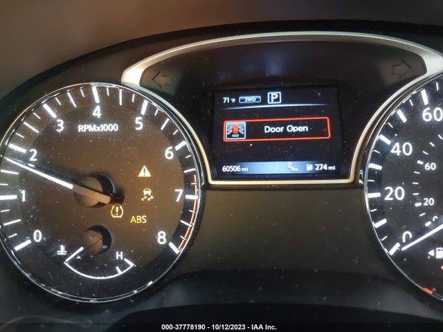 2017 NISSAN PATHFINDER PLATINUM VIN: 5N1DR2MM4HC906433