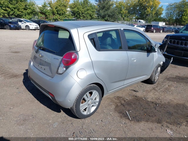 Chevrolet SPARK LS 2015 KL8CB6S90FC710909 Image 4