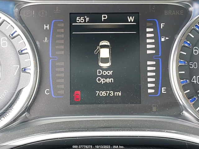 Chrysler 200 Limited 2015 1C3CCCAB2FN710510 Image 16