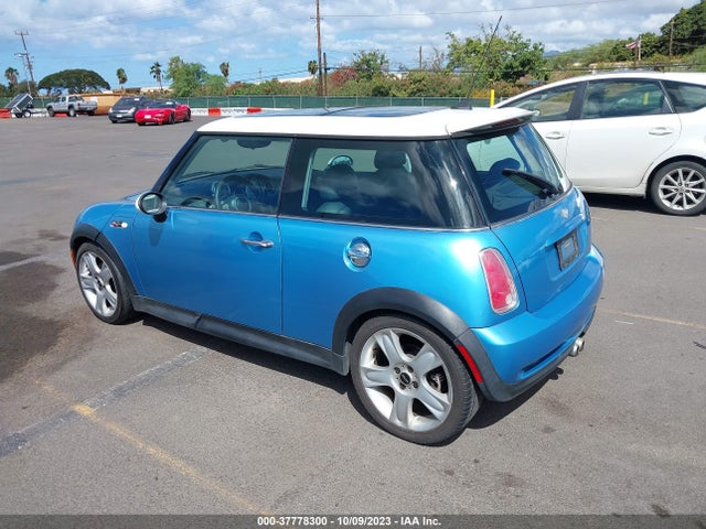 2005 MINI COOPER HARDTOP WMWRE33465TG95759 Photo 2