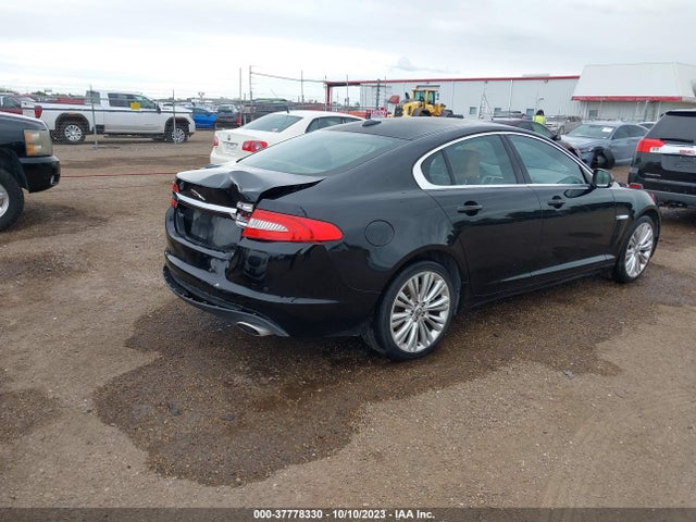 2012 JAGUAR XF SAJWA0HB6CLS28859 Photo 3
