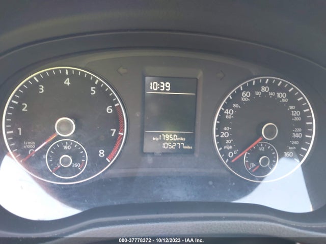 1VWAT7A33FC108159 Volkswagen Passat 1.8t Limited Edition