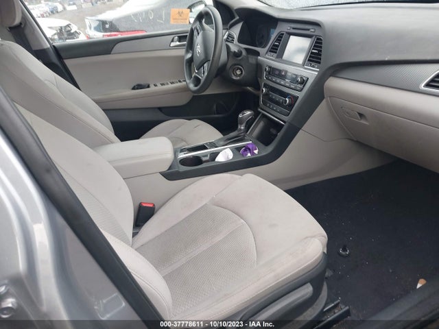 Hyundai SONATA SE 2017 5NPE24AF6HH541739 Image 5