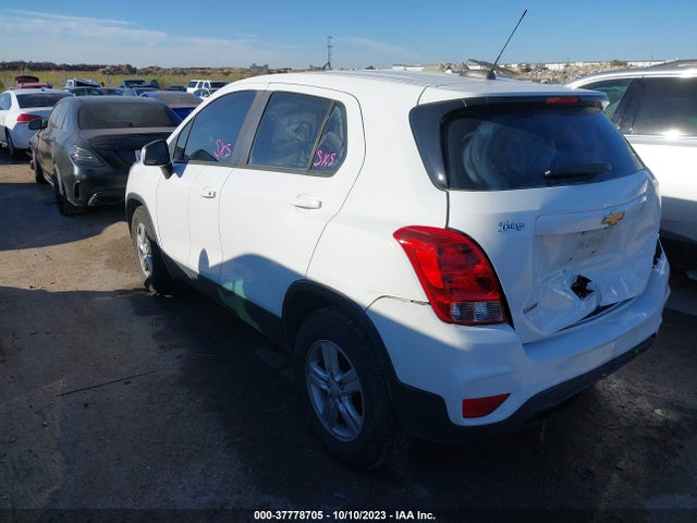 Chevrolet TRAX LS 2018 KL7CJKSB8JB527503 Image 3