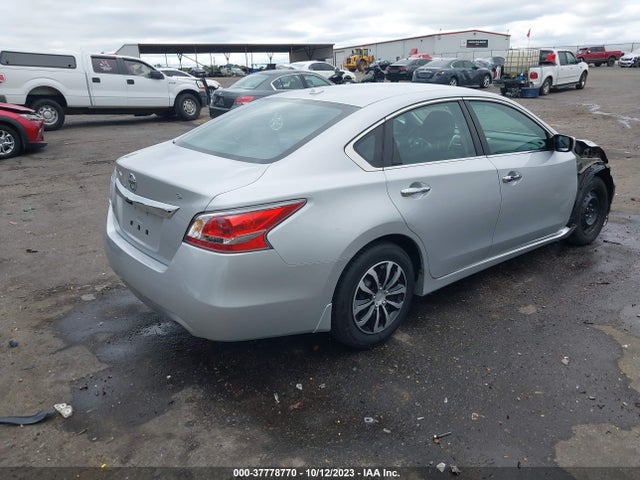 2015 NISSAN ALTIMA VIN: 1N4AL3AP7FN872783