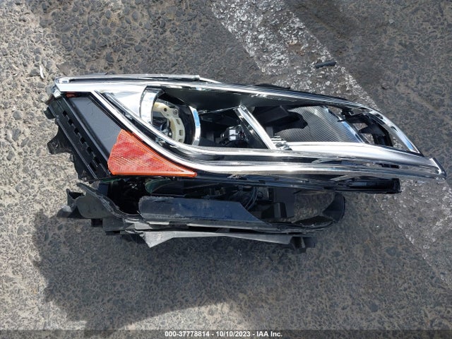 WA1LFAFP1FA017571 Audi Q5 Premium Plus