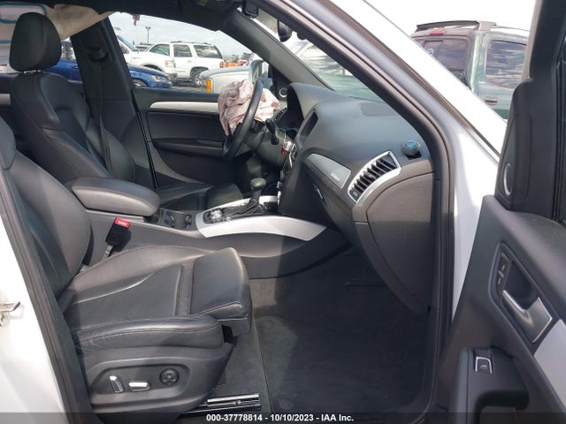 WA1LFAFP1FA017571 Audi Q5 Premium Plus